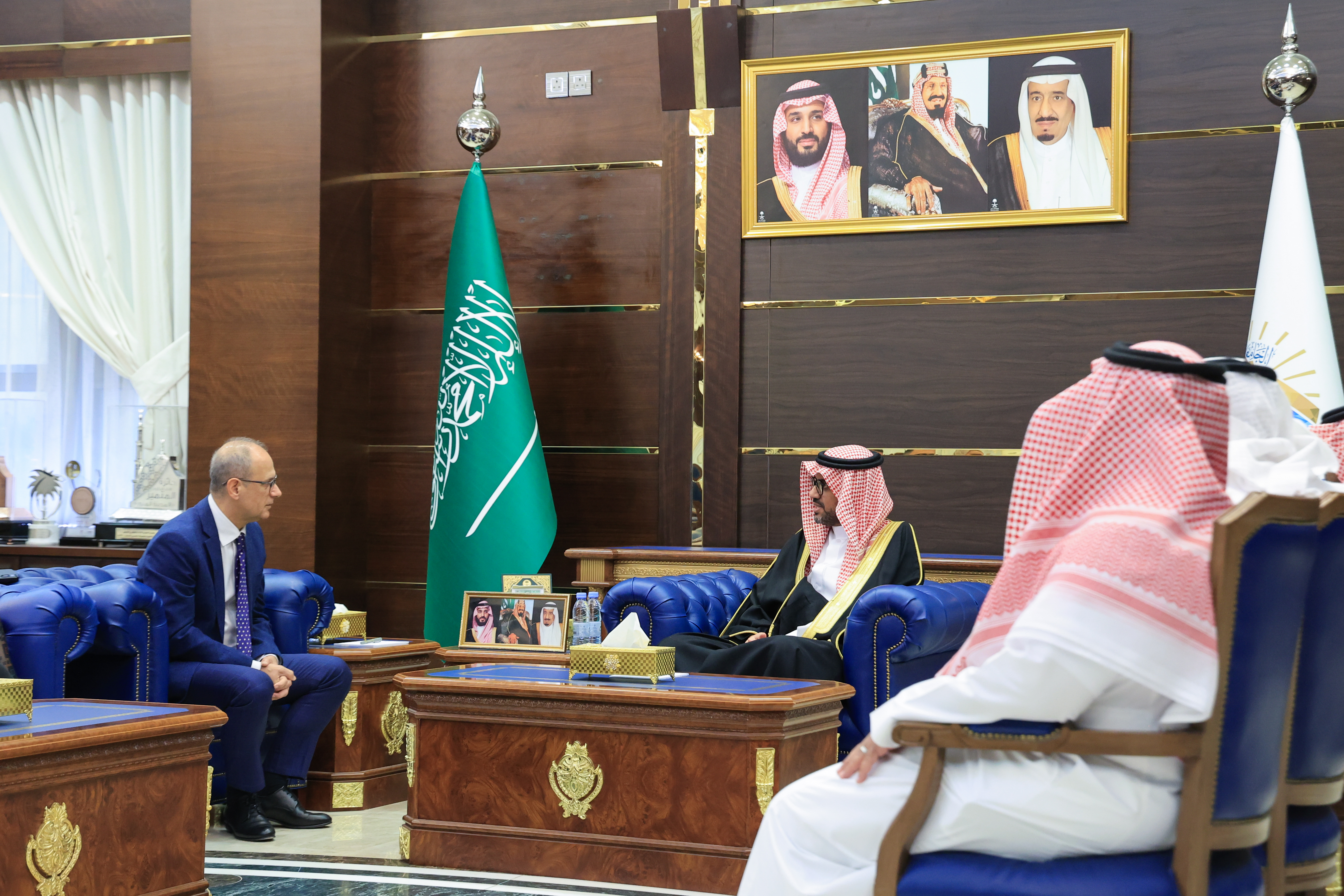 رئيس الجامعة الإسلامية يستقبل وفدًا أكاديميًا من جامعة تيرانا بجمهورية ألبانيا 